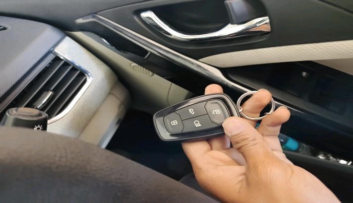 2020 Tata NEXON XZA PLUS PETROL, Petrol, Automatic, 86,699 km, interior
