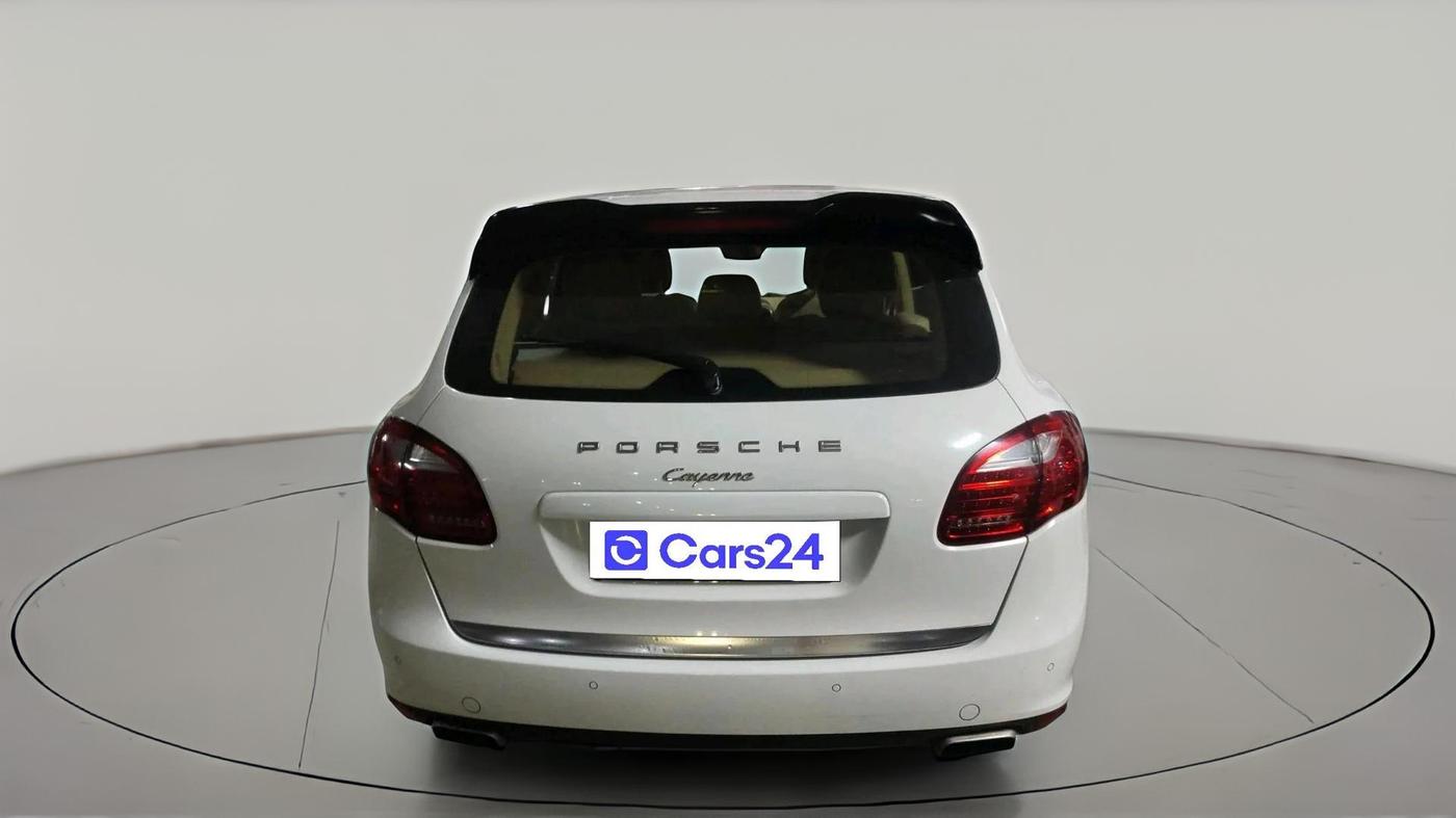 2014 Porsche Cayenne DIESEL, Diesel, Automatic, 1,50,259 km, exterior