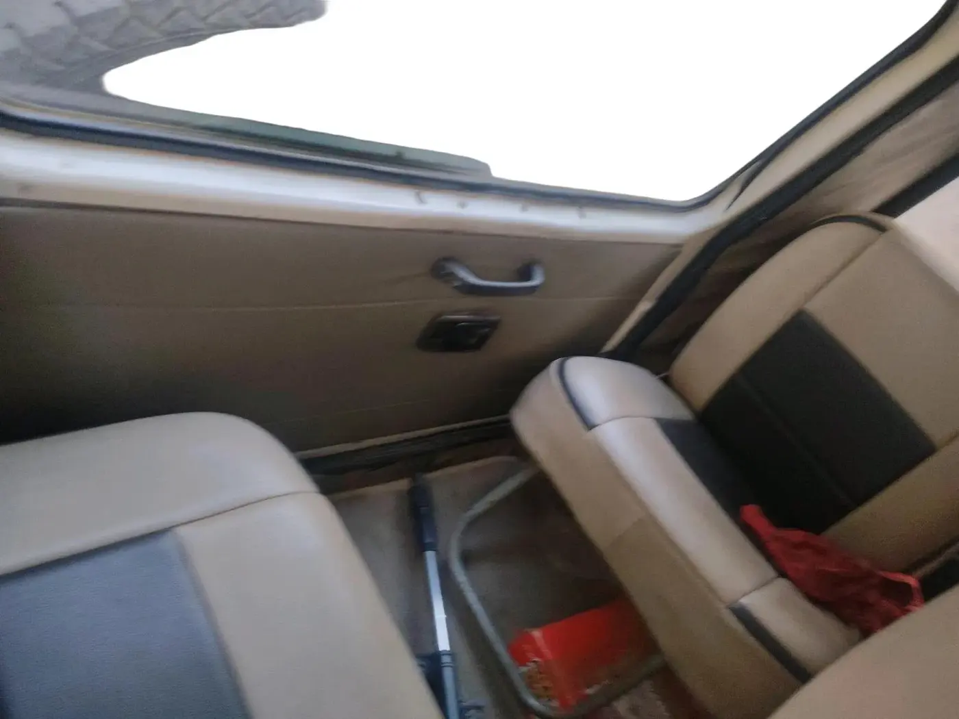 2011 Mahindra Bolero SLX BS-III, Diesel, Manual, 3,13,413 km, interior