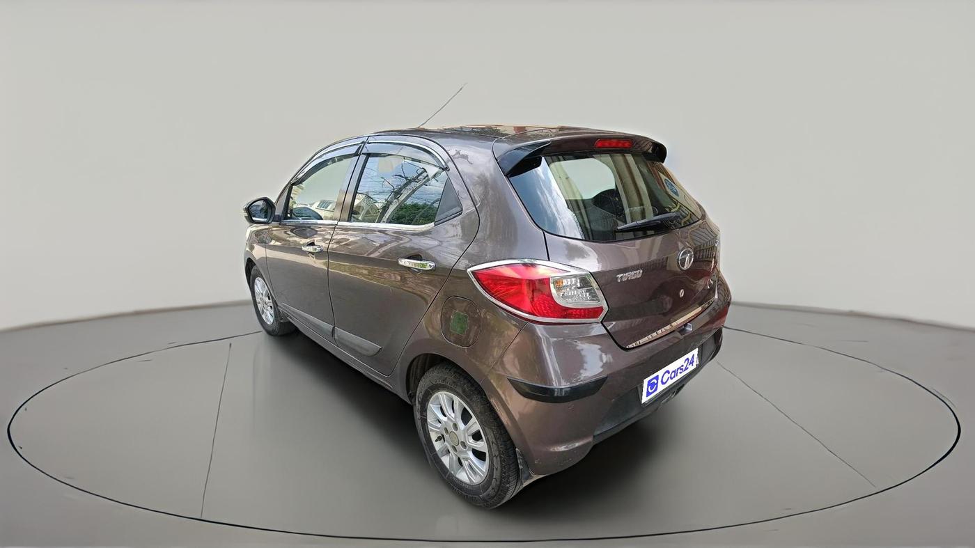 2018 Tata Tiago XZ PETROL, Petrol, Manual, 45,695 km, exterior