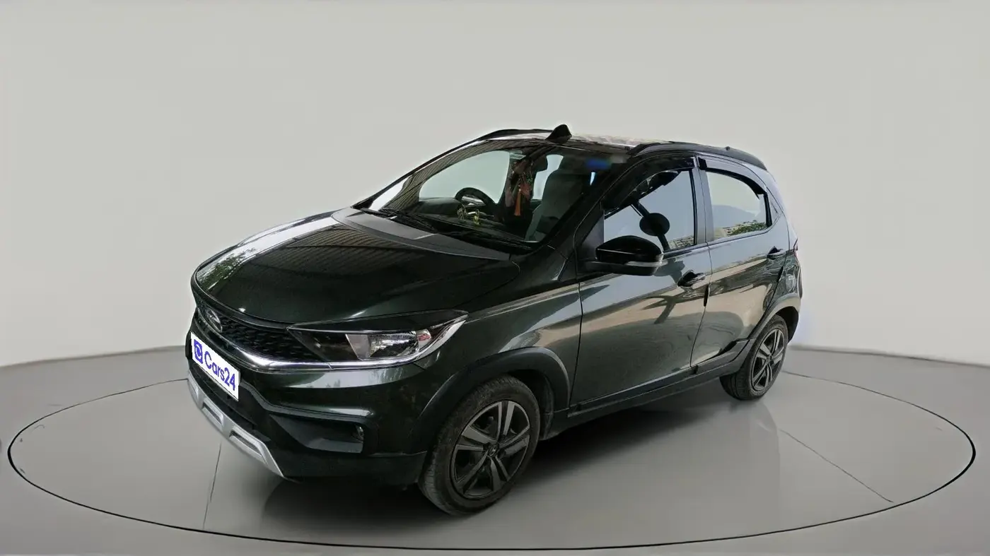 2022 Tata TIAGO NRG XZ MT, Petrol, Manual, 19,115 km, exterior