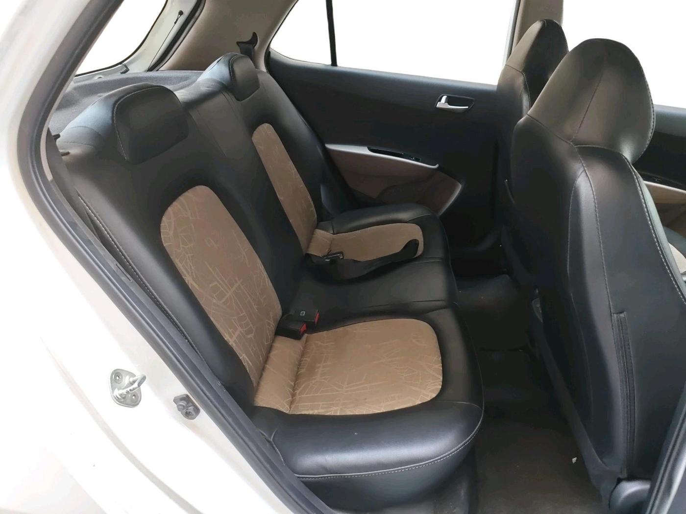2018 Hyundai Grand i10 SPORTZ 1.2 KAPPA VTVT, Petrol, Manual, 88,221 km, interior