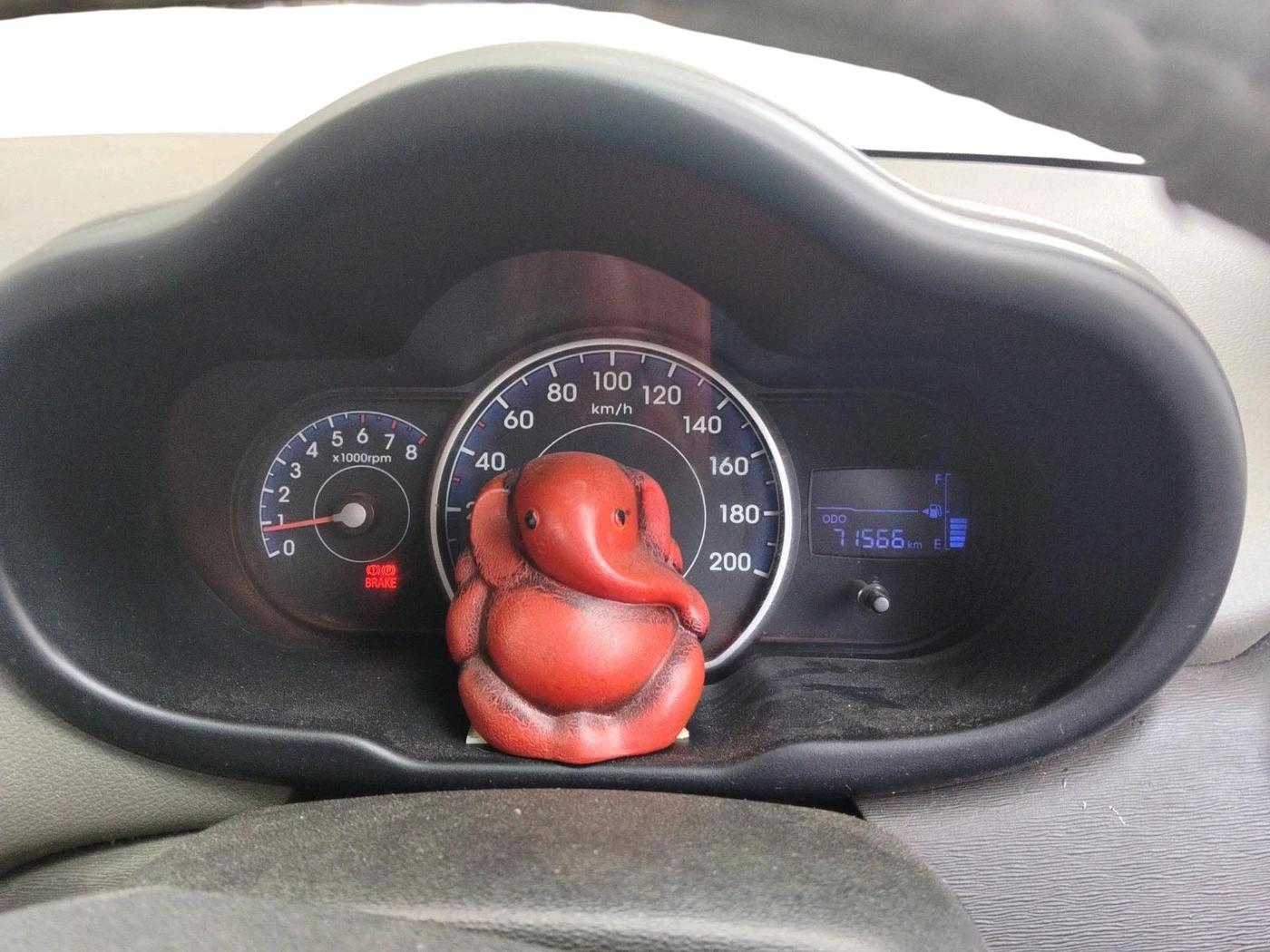 2014 Hyundai i10 SPORTZ 1.1, Petrol, Manual, 71,566 km, interior