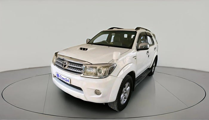 2011 Toyota Fortuner 3.0 4X4 MT, Diesel, Manual, 2,03,052 km, exterior