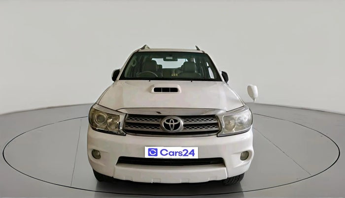 2011 Toyota Fortuner 3.0 4X4 MT, Diesel, Manual, 2,03,052 km, exterior