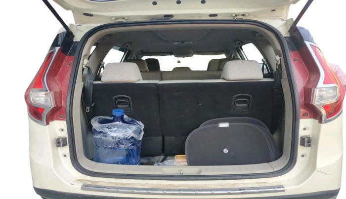 2018 Mahindra MARAZZO M2 8 STR, Diesel, Manual, 20,936 km, exterior