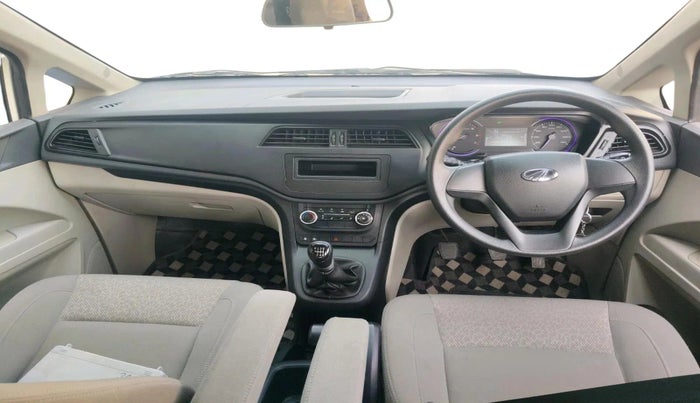 2018 Mahindra MARAZZO M2 8 STR, Diesel, Manual, 20,936 km, interior