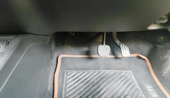 2020 Renault Kwid CLIMBER 1.0 AMT (O), Petrol, Automatic, 51,885 km, interior