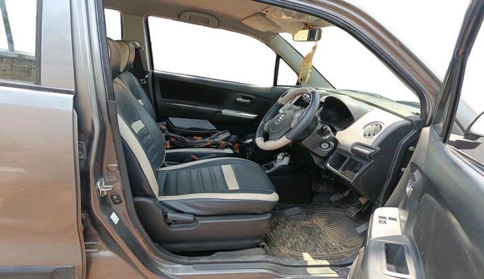 2011 Maruti Wagon R 1.0 LXI, Petrol, Manual, 75,887 km, interior