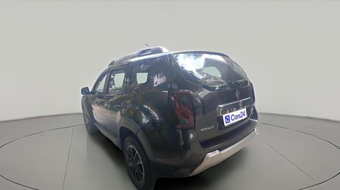 2017 Renault Duster 110 PS RXZ 4X2 AMT DIESEL, Diesel, Automatic, 2,64,011 km, exterior