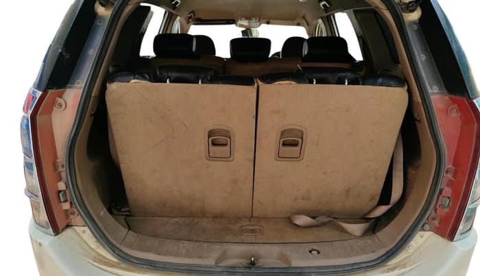 2012 Mahindra XUV500 W8, Diesel, Manual, 1,70,407 km, exterior