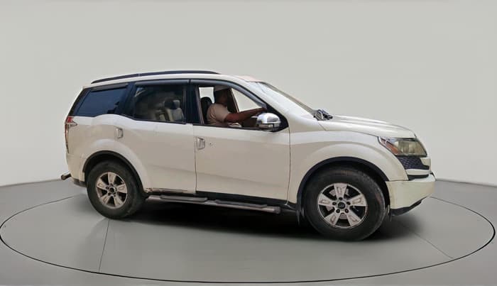 2012 Mahindra XUV500 W8, Diesel, Manual, 1,70,407 km, exterior