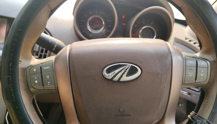 2012 Mahindra XUV500 W8, Diesel, Manual, 1,70,407 km, interior