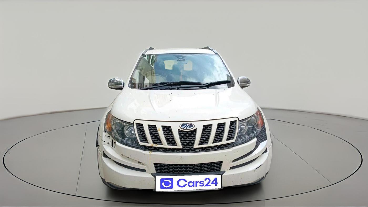 2013 Mahindra XUV500 W8, Diesel, Manual, 1,81,272 km, exterior