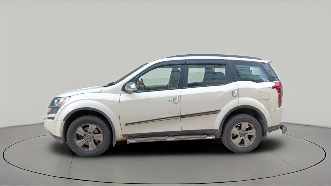 2013 Mahindra XUV500 W8, Diesel, Manual, 1,81,272 km, exterior