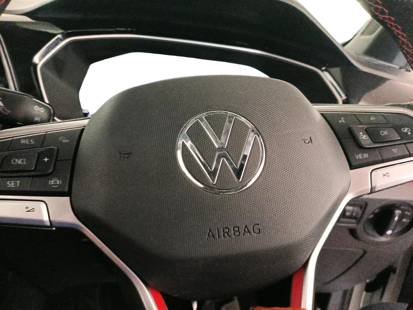 2025 Volkswagen TAIGUN GT PLUS 1.5 TSI DSG, Petrol, Automatic, 10,079 km, interior