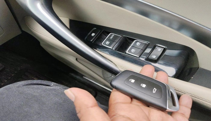 2022 MG HECTOR SHARP 1.5 CVT PETROL DUAL TONE, Petrol, Automatic, 44,790 km, interior