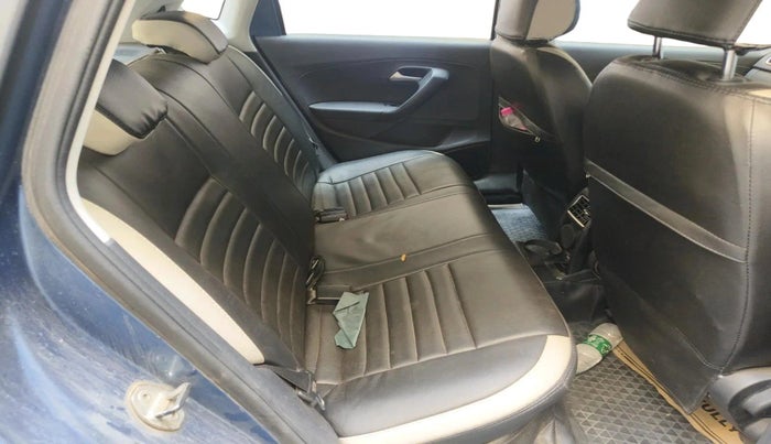 2018 Volkswagen Polo HIGHLINE PLUS 1.0 16 ALLOY, CNG, Manual, 50,036 km, interior