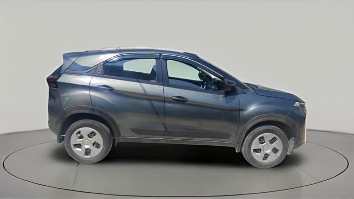 2024 Tata NEXON Pure 1.5 Revotorq 6AMT, Diesel, Automatic, 48,058 km, exterior