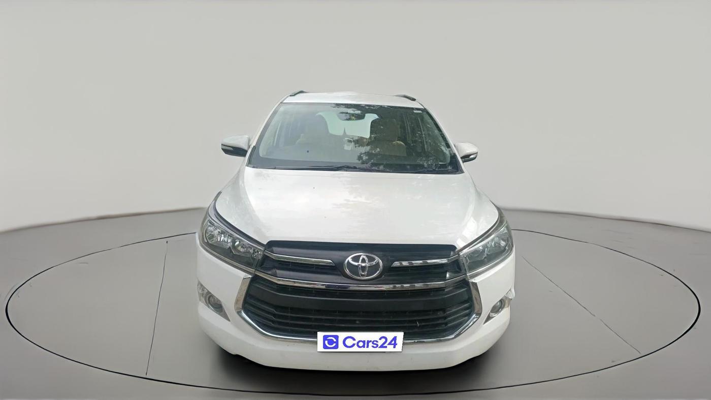 2017 Toyota Innova Crysta 2.4 GX 8 STR, Diesel, Manual, 1,82,157 km, exterior