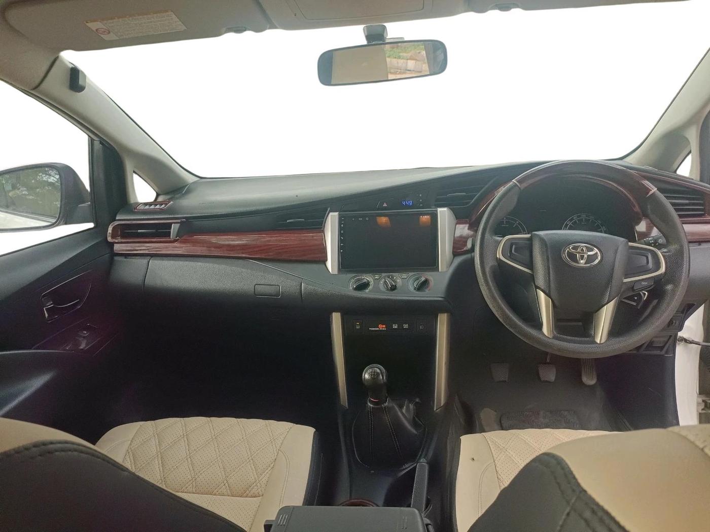 2017 Toyota Innova Crysta 2.4 GX 8 STR, Diesel, Manual, 1,82,157 km, interior