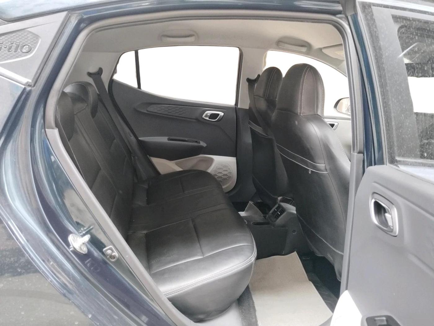 2022 Hyundai GRAND I10 NIOS SPORTZ U2 AMT 1.2 CRDI, Diesel, Automatic, 70,754 km, interior