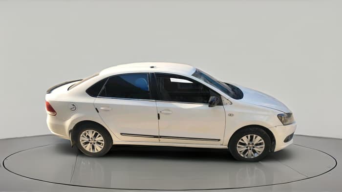 2015 Volkswagen Vento HIGHLINE 1.5 AT, Diesel, Automatic, 1,33,004 km, exterior