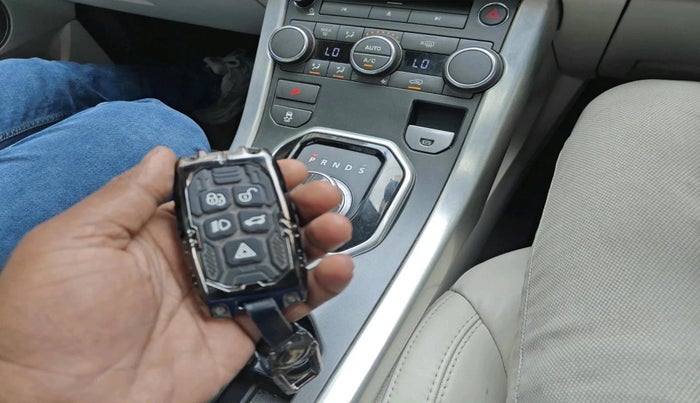 2012 Landrover Range Rover Evoque PRESTIGE SD4, Diesel, Automatic, 1,26,093 km, interior