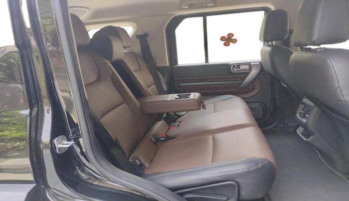 2025 Mahindra Thar Roxx AX7 L Diesel AT 4WD, Diesel, Automatic, 7,465 km, interior