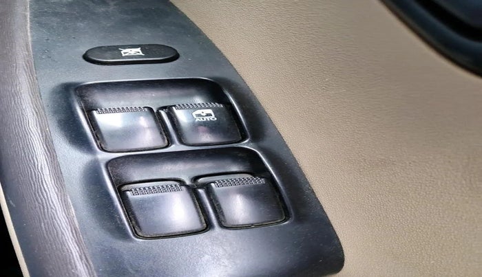 2010 Hyundai i10 MAGNA 1.2, Petrol, Manual, 72,478 km, interior