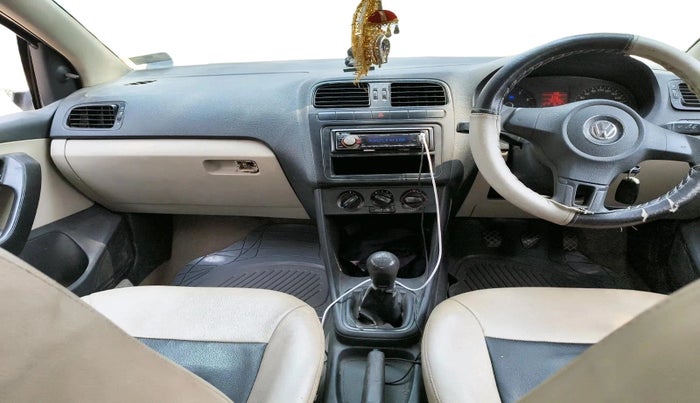 2013 Volkswagen Polo TRENDLINE 1.2L PETROL, Petrol, Manual, 1,54,136 km, interior