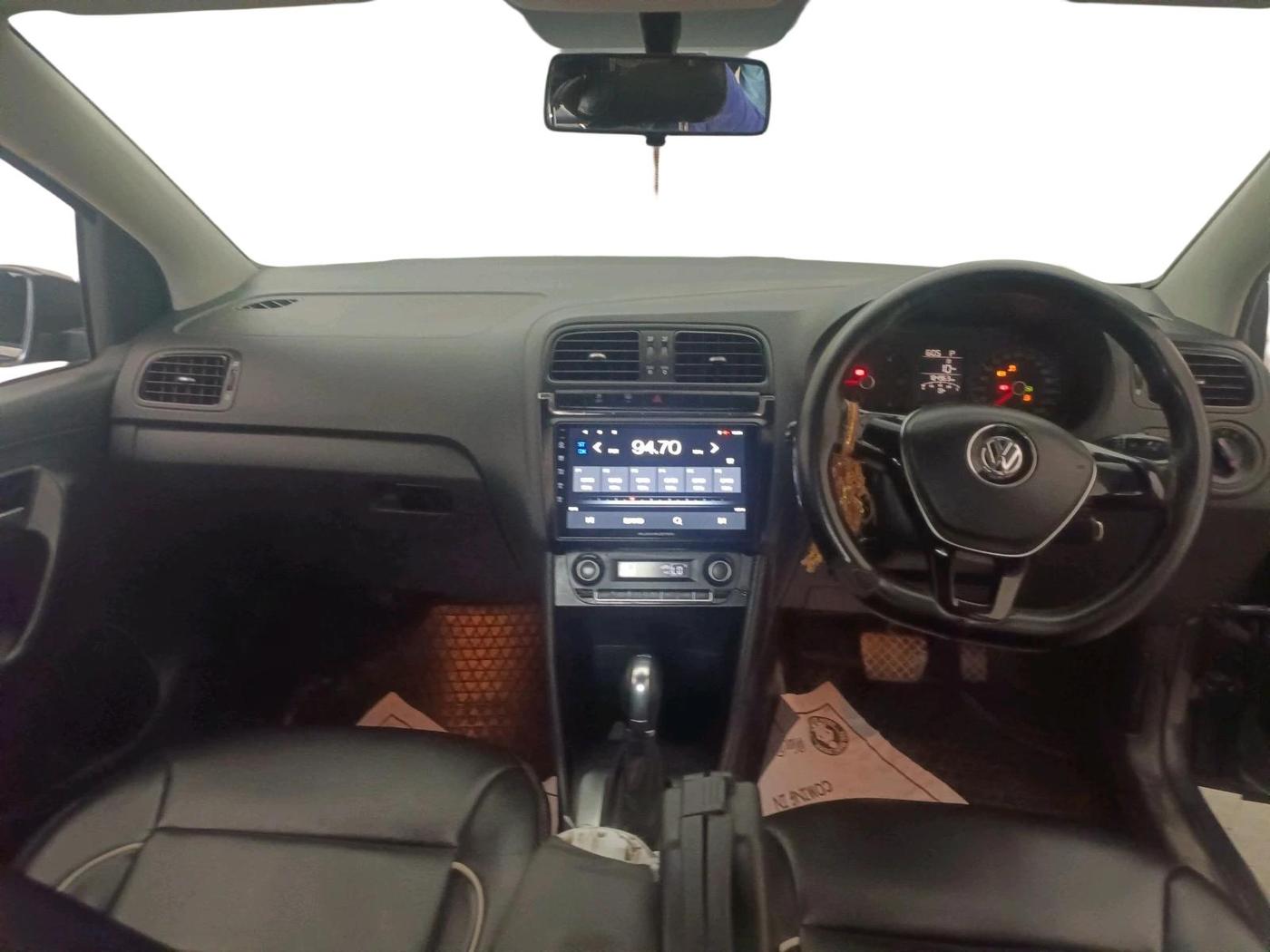 2016 Volkswagen Vento COMFORTLINE 1.5 AT, Diesel, Automatic, 1,84,963 km, interior
