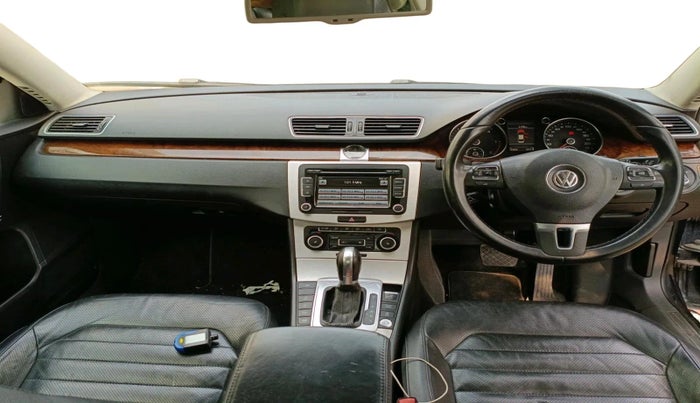 2011 Volkswagen Passat HIGHLINE DSG, Diesel, Automatic, 87,855 km, interior