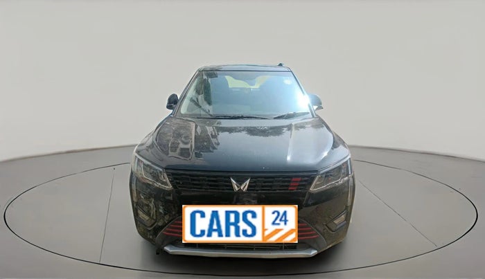 2023 Mahindra XUV300 W8 (O) 1.2 PETROL, Petrol, Manual, 6,252 km, exterior