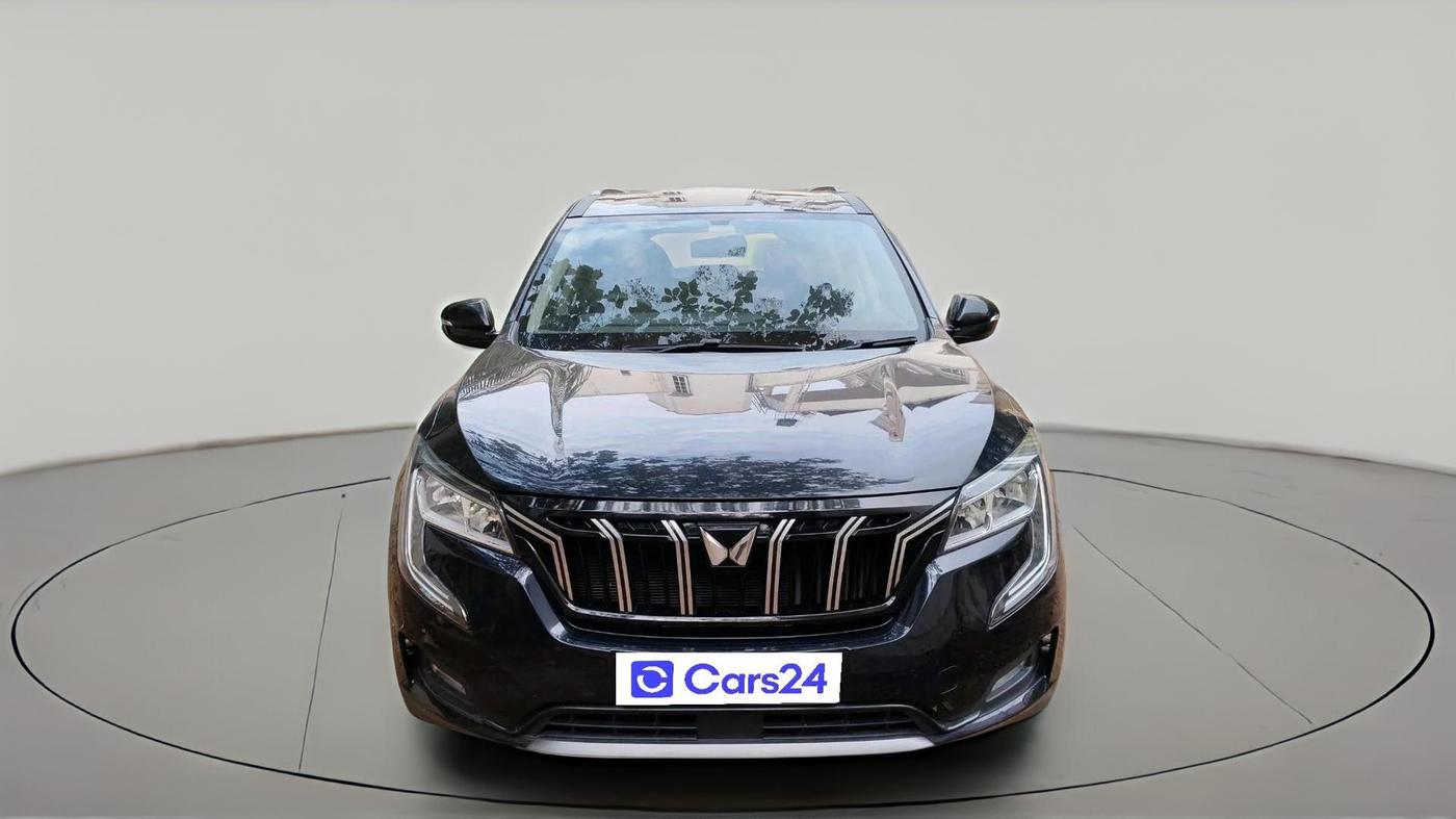 2023 Mahindra XUV700 AX 3 D MT 5 STR (E), Diesel, Manual, 17,616 km, exterior
