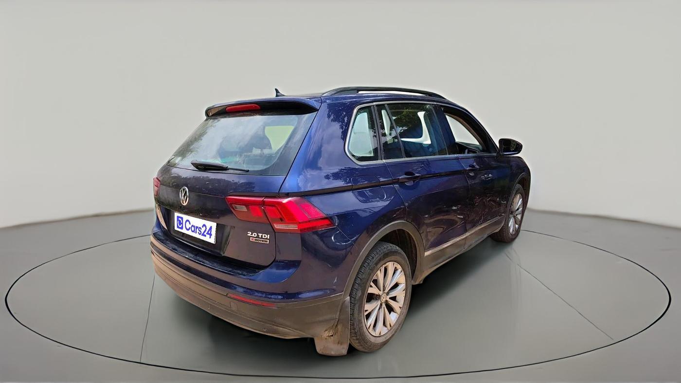 2017 Volkswagen TIGUAN COMFORTLINE TDI AT, Diesel, Automatic, 2,13,499 km, exterior