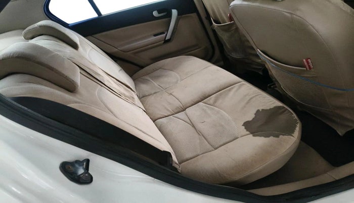 2010 Ford Fiesta SXI 1.4 DIESEL ABS, Diesel, Manual, 2,06,364 km, interior