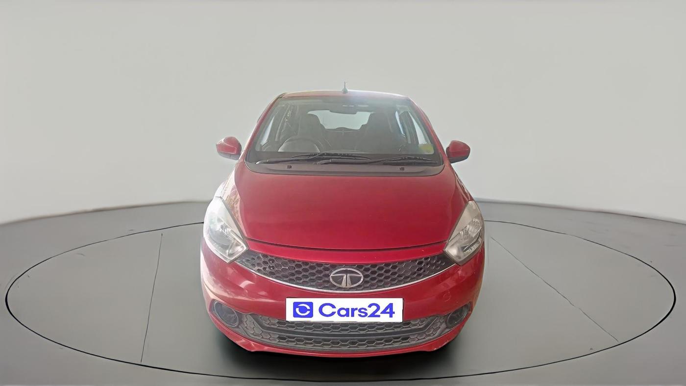 2017 Tata Tiago XT PETROL, Petrol, Manual, 1,29,758 km, exterior