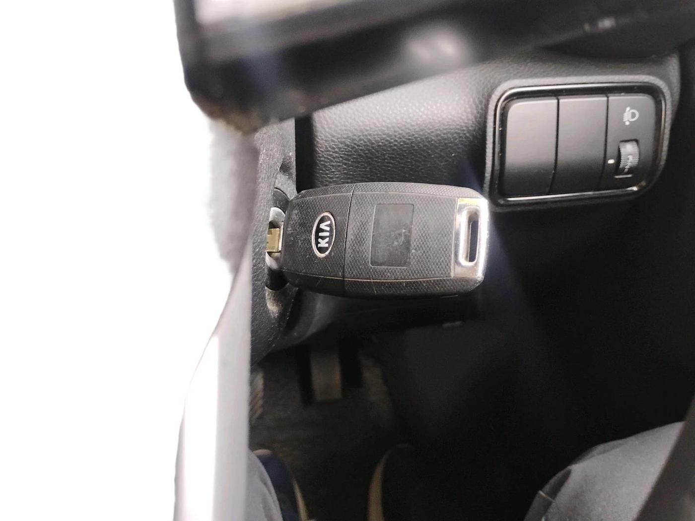 2020 KIA SONET HTK PLUS 1.5, Diesel, Manual, 93,463 km, interior