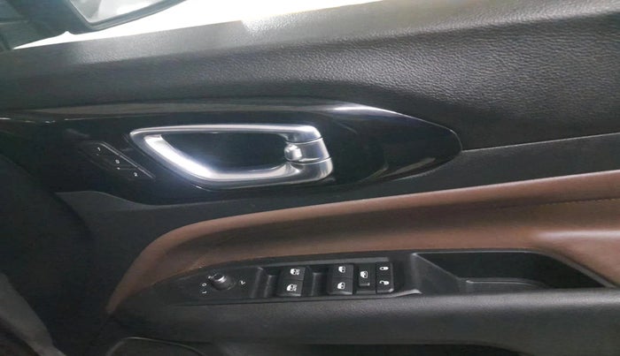 2022 Jeep MERIDIAN LIMITED (O) 4X2 AT, Diesel, Automatic, 40,350 km, interior