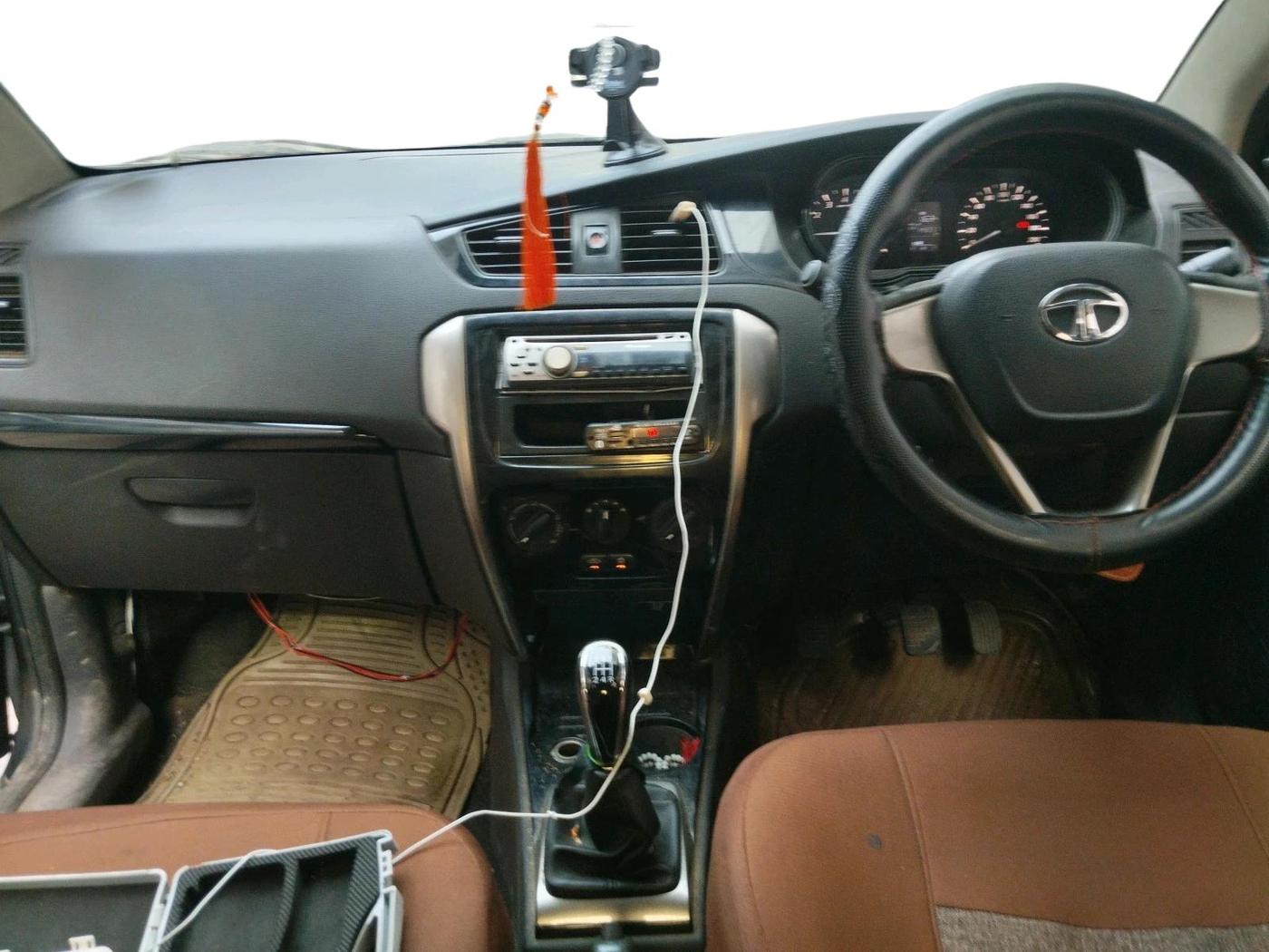 2017 Tata Bolt XE QUADRAJET, Diesel, Manual, 1,45,937 km, interior