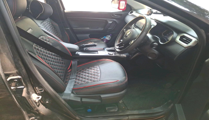 2025 Renault Kiger RXZ TURBO CVT, Petrol, Automatic, 35,617 km, interior