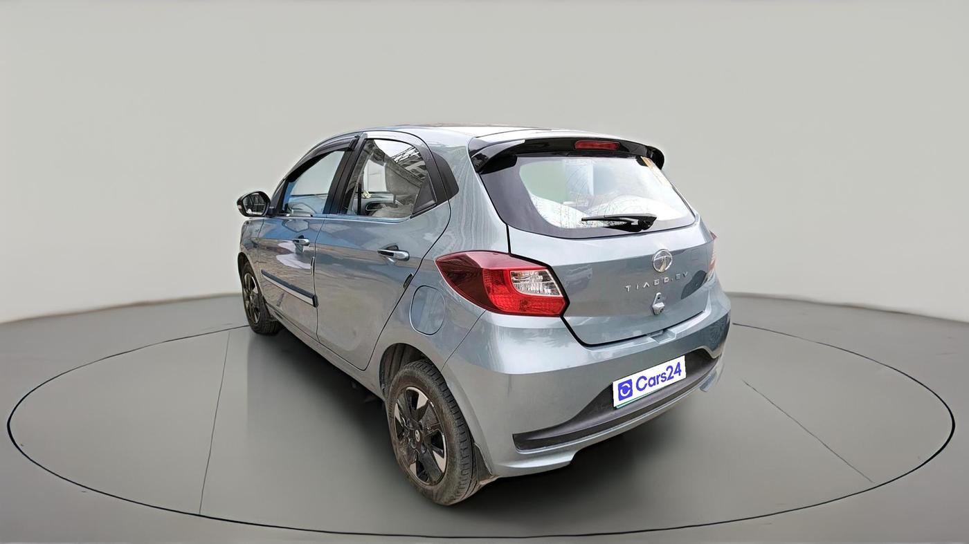 2023 Tata TIAGO EV XZ PLUS TECH LUX LONG RANGE, Electric, Automatic, 43,604 km, exterior