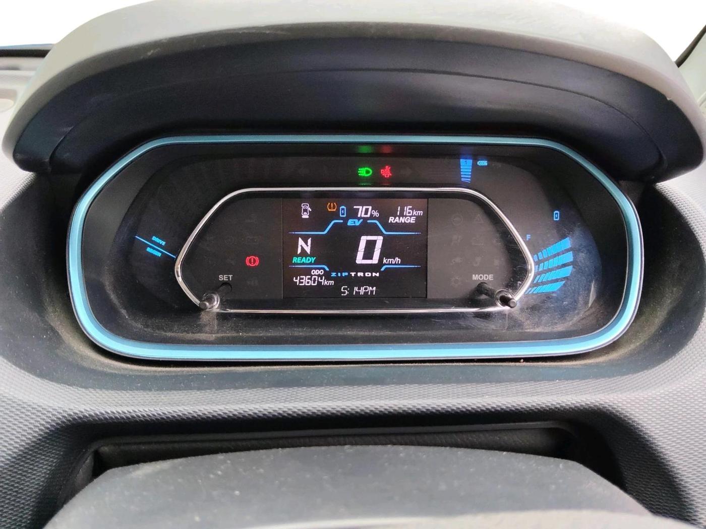 2023 Tata TIAGO EV XZ PLUS TECH LUX LONG RANGE, Electric, Automatic, 43,604 km, interior