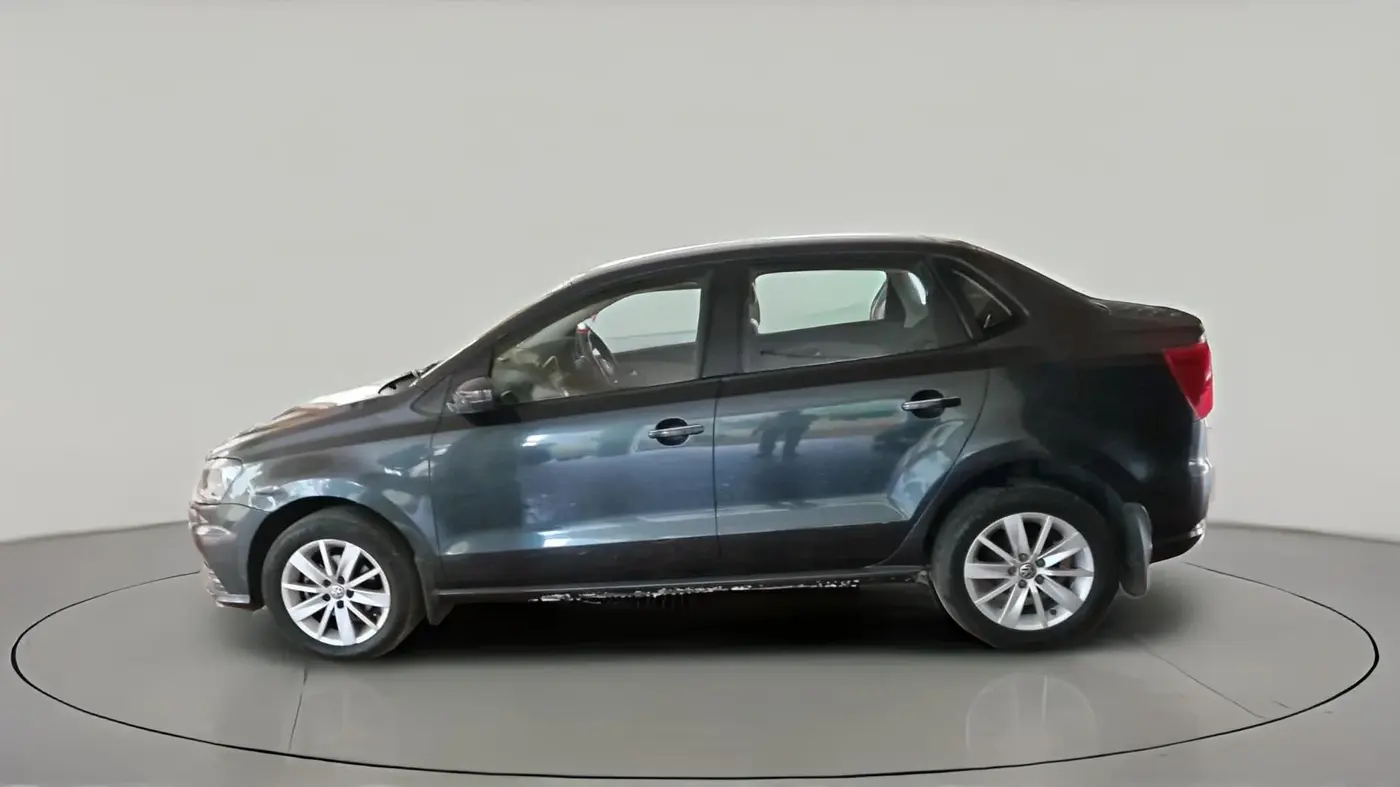 2016 Volkswagen Ameo HIGHLINE1.2L, Petrol, Manual, 75,174 km, exterior