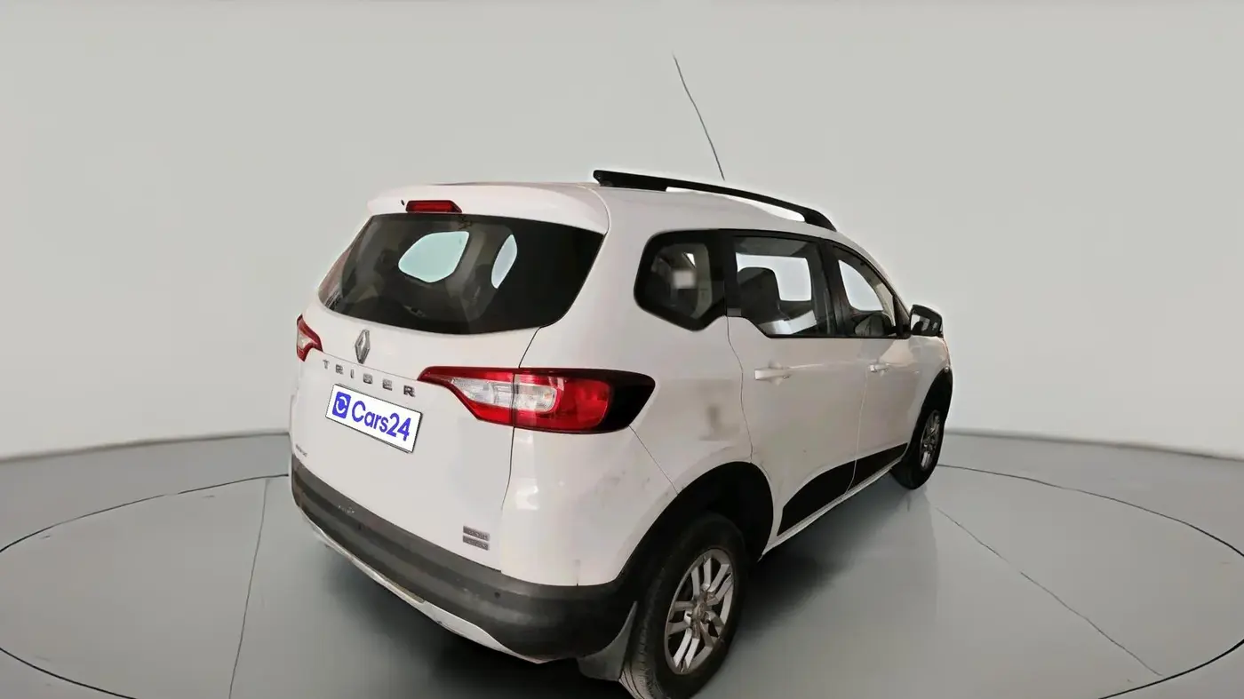 2020 Renault TRIBER RXT AMT, Petrol, Automatic, 54,900 km, exterior