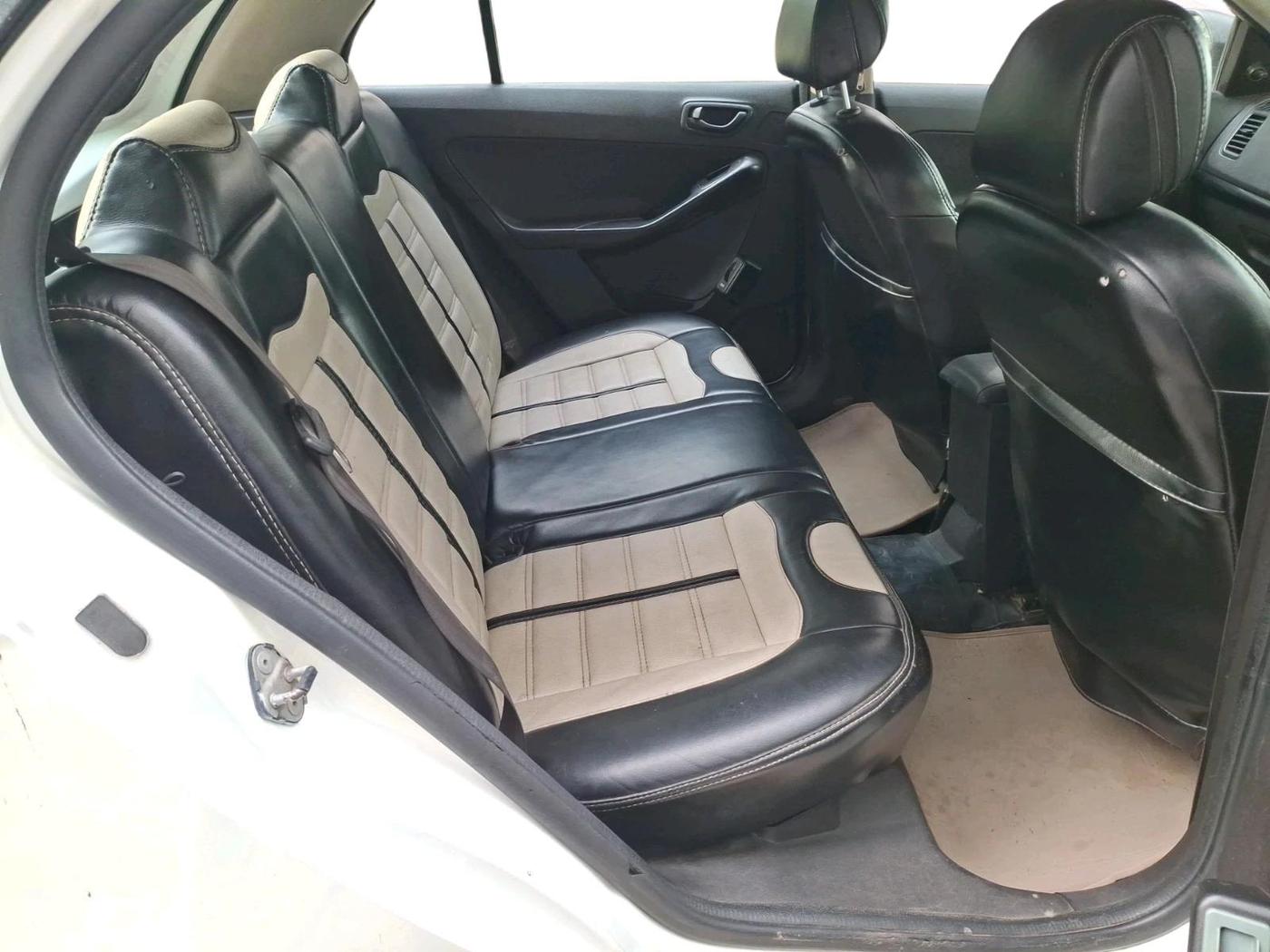 2016 Tata Bolt XE QUADRAJET, Diesel, Manual, 2,43,078 km, interior