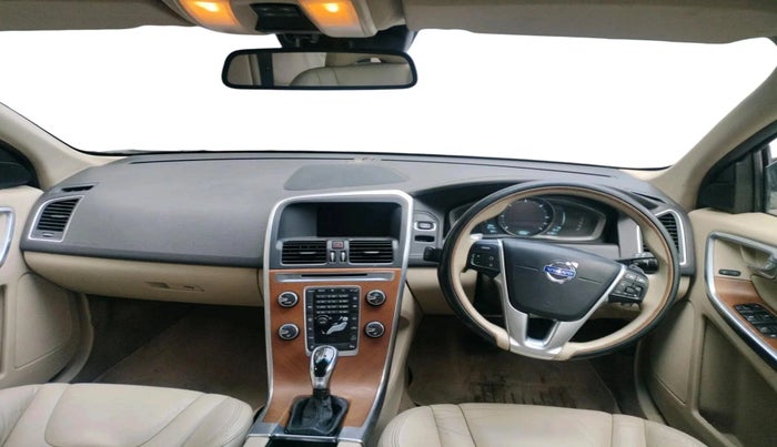 2015 Volvo XC 60 D5 SUMMUM, Diesel, Automatic, 1,29,082 km, interior