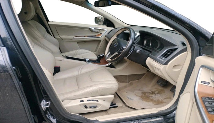 2015 Volvo XC 60 D5 SUMMUM, Diesel, Automatic, 1,29,082 km, interior