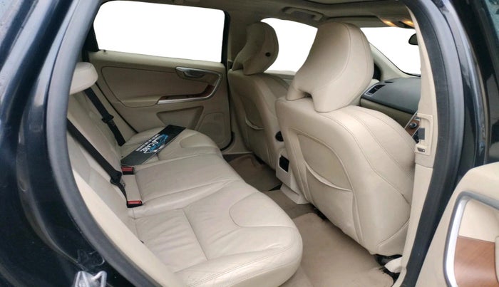 2015 Volvo XC 60 D5 SUMMUM, Diesel, Automatic, 1,29,082 km, interior